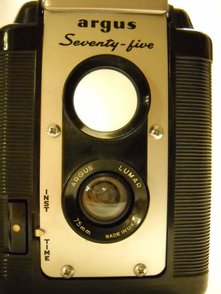 Amazon.com : Vintage Argus Seventy-Five Camera w/Argus 75mm Lumar